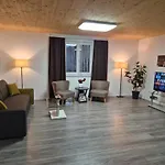 Apartment St. Poelten דירה