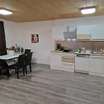 Apartment St. Poelten * סנט פולטן