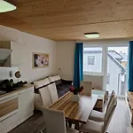 Apartment St. Poelten סנט פולטן