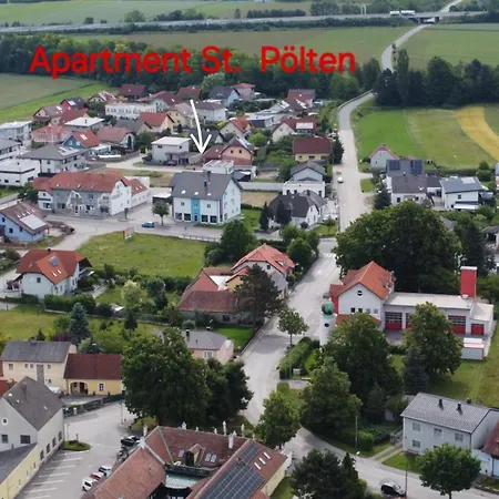 Apartment St. Poelten 아파트 *